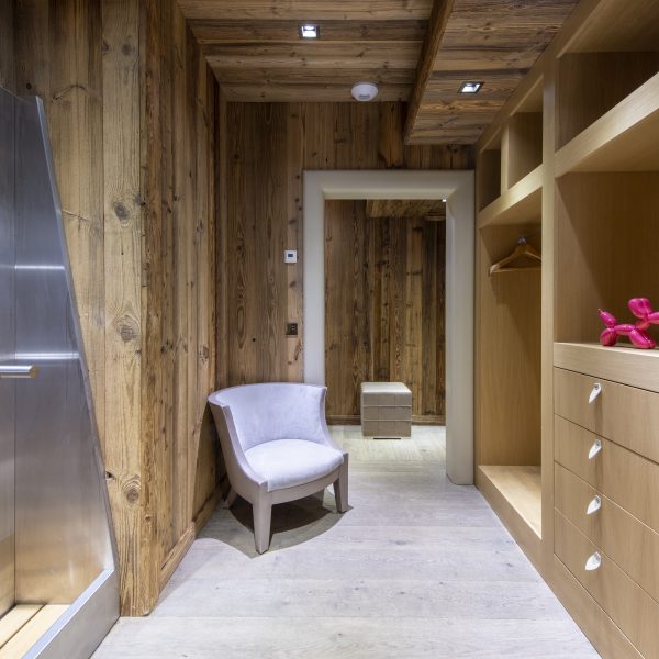 Chalet Carat