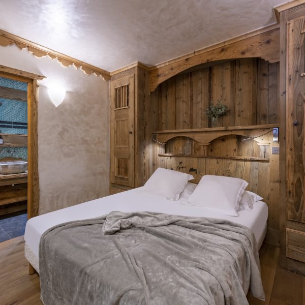 Chalet Carat